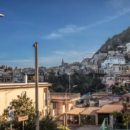 Suite Apartment Taormina بيت ضيافة 4*