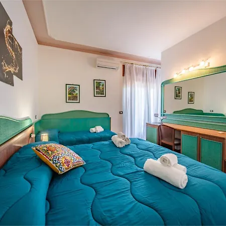 Suite Apartment Taormina بيت ضيافة 4*