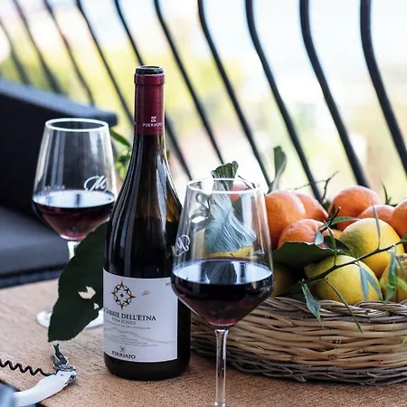 Suite Apartment Taormina 4* تاورمينا